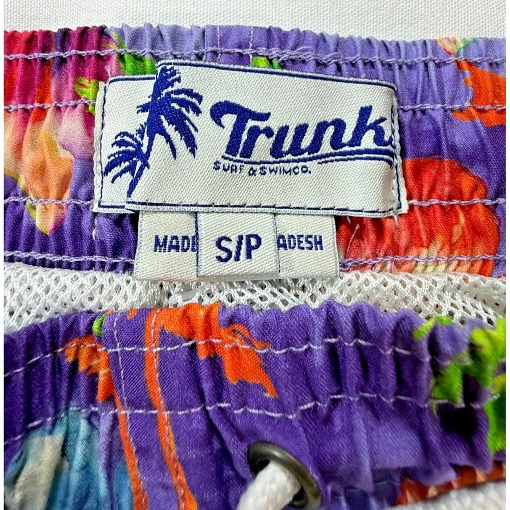Trunks Surf & Swim Co Men's Small Purple Floral Swim Trunks